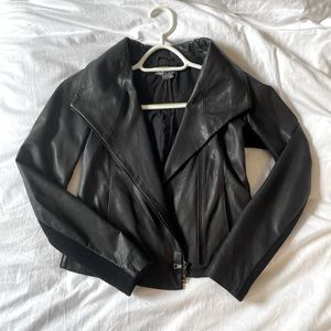 Vince Women’s leather jacket size small
